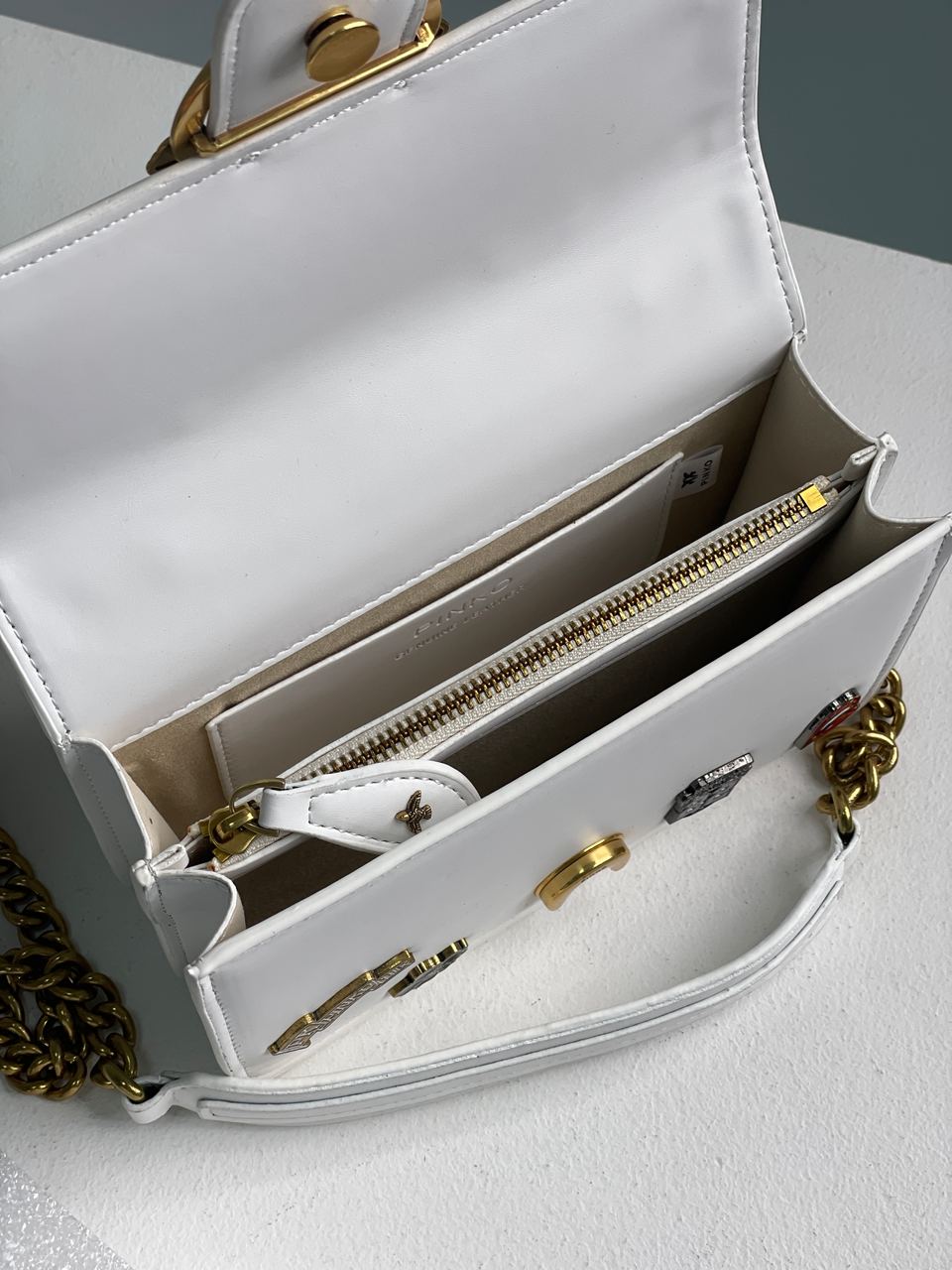 Pinko Mini Love Bag One Simply With Enamel Pin White - 18