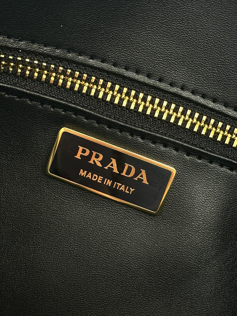 Prada Aimée Large Leather Shoulder Bag - 12