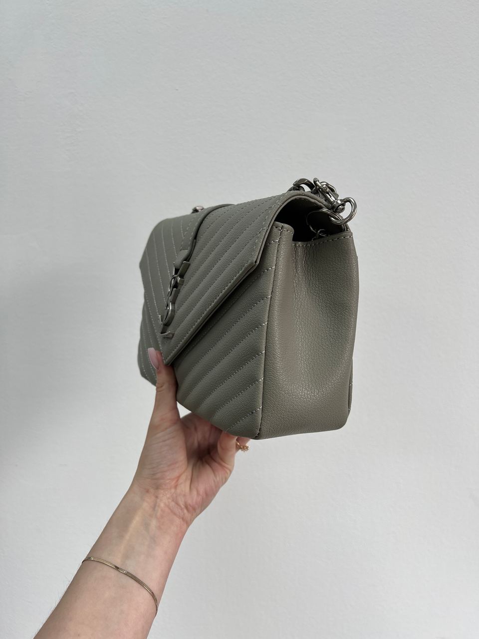 Saint Laurent College Medium in Quilted Leather Grey - 5