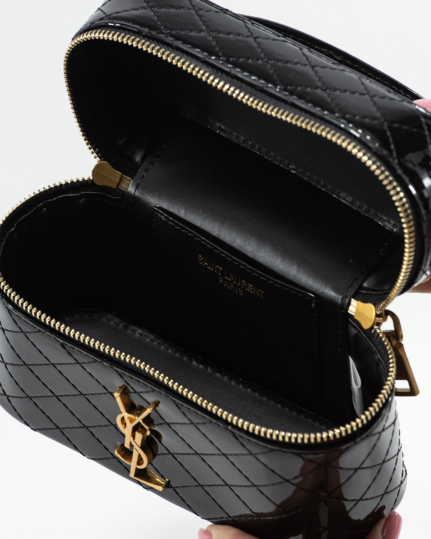 Saint Laurent Gaby Vanity Lacquered Leather Shoulder Bag Black - 12