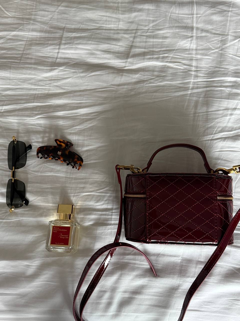 Saint Laurent Gaby Vanity Lacquered Leather Shoulder Bag Red - 10