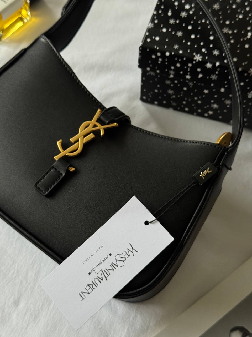 Saint Laurent Hobo Le 5 A 7 Leather Shoulder Bag in Black/Gold - 9