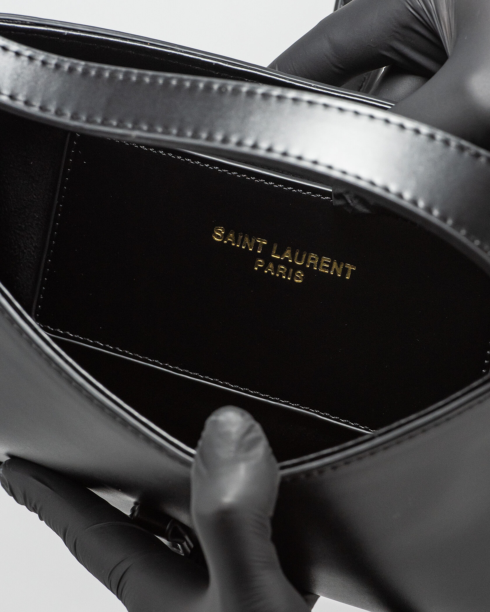 Saint Laurent Hobo Le 5 A 7 Leather Shoulder Bag in Black/Gold - 11