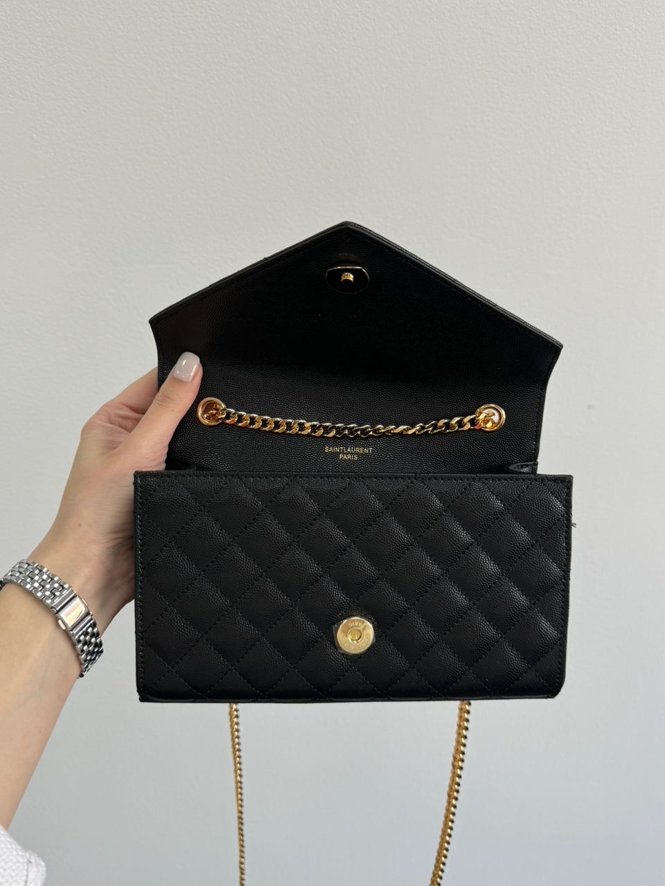 Saint Laurent Leather Envelope Chain Bag - 22