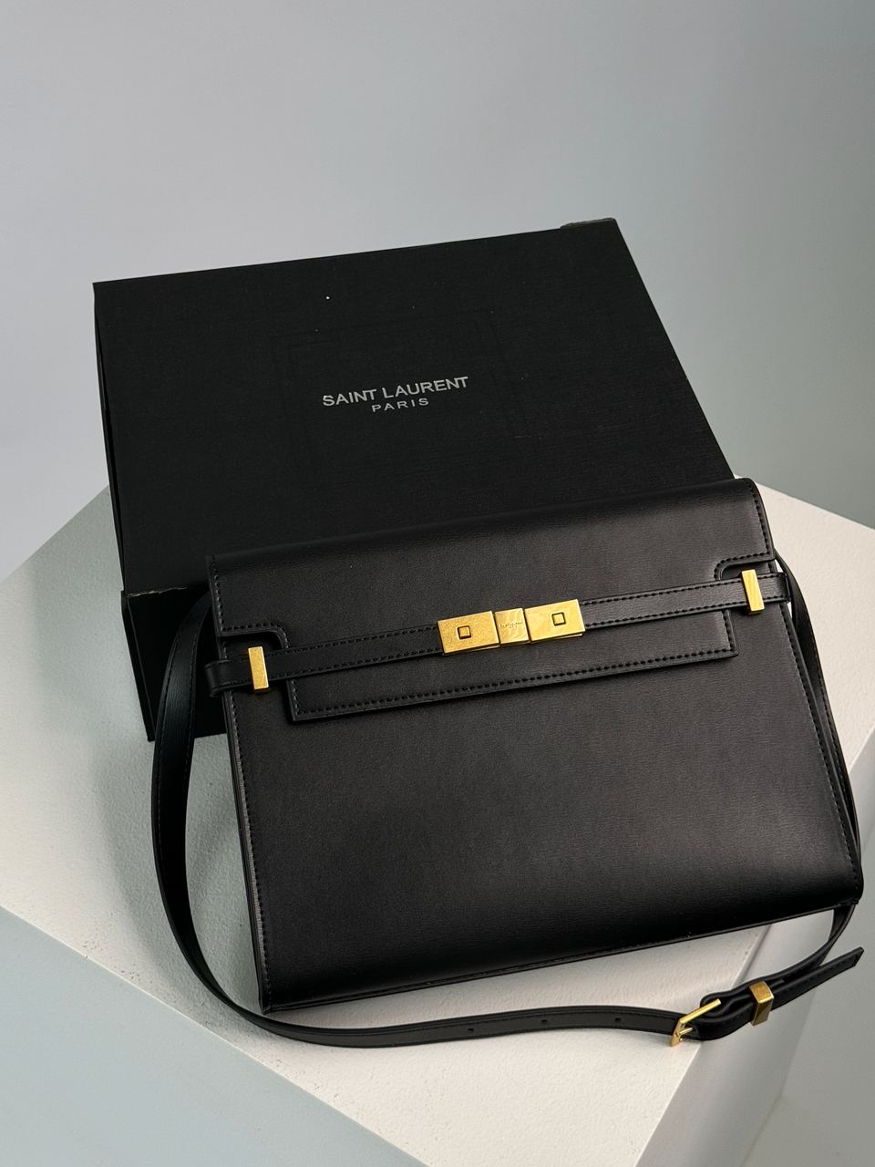 Saint Laurent Manhattan Large Leather Shoulder Bag Black - 11