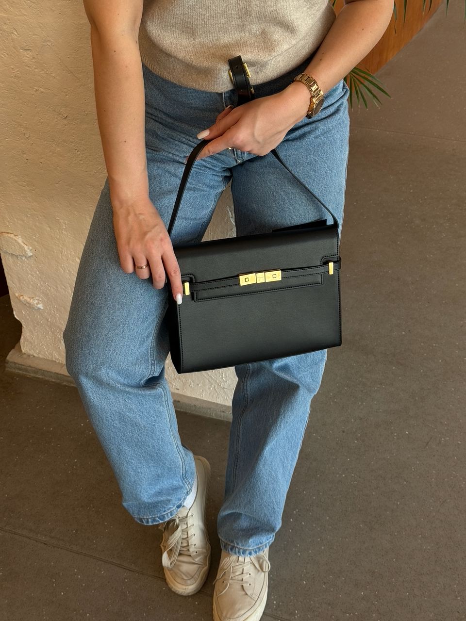 Saint Laurent Manhattan Large Leather Shoulder Bag Black - 12