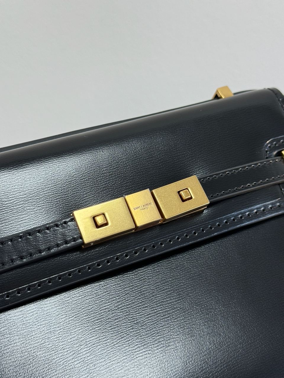 Saint Laurent Manhattan Mini Leather Shoulder Bag Black - 11