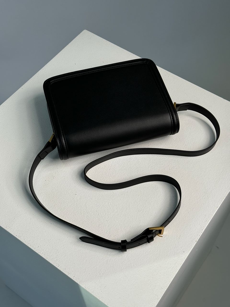 Saint Laurent Solferino Large Black/Gold - 13