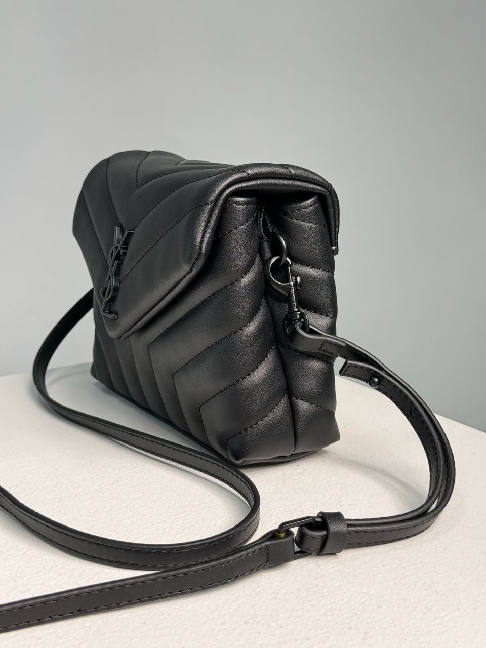 Saint Laurent Toy LouLou In Quilted Leather Black/Black - 14