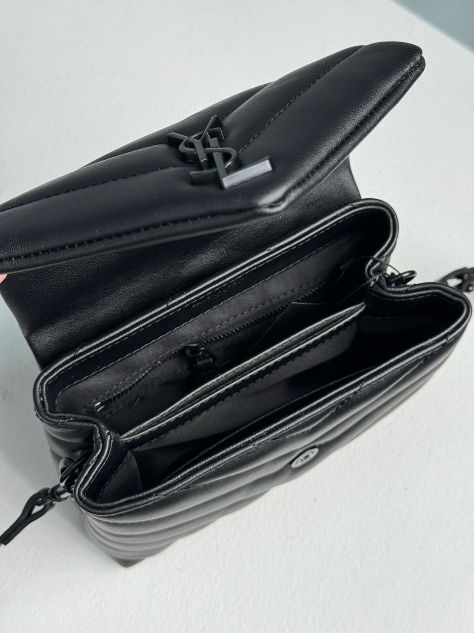 Saint Laurent Toy LouLou In Quilted Leather Black/Black - 24