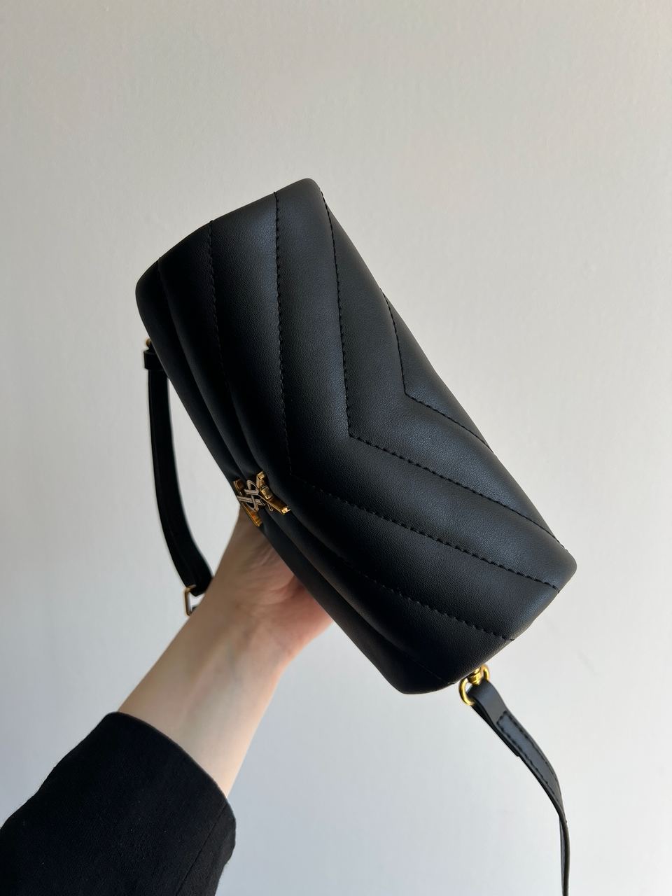 Saint Laurent Toy LouLou In Quilted Leather Black/Gold - 19