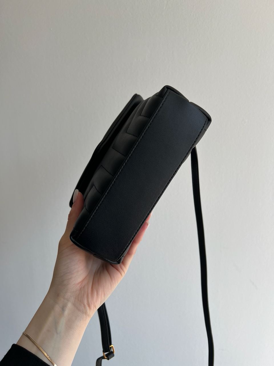 Saint Laurent Toy LouLou In Quilted Leather Black/Gold - 20