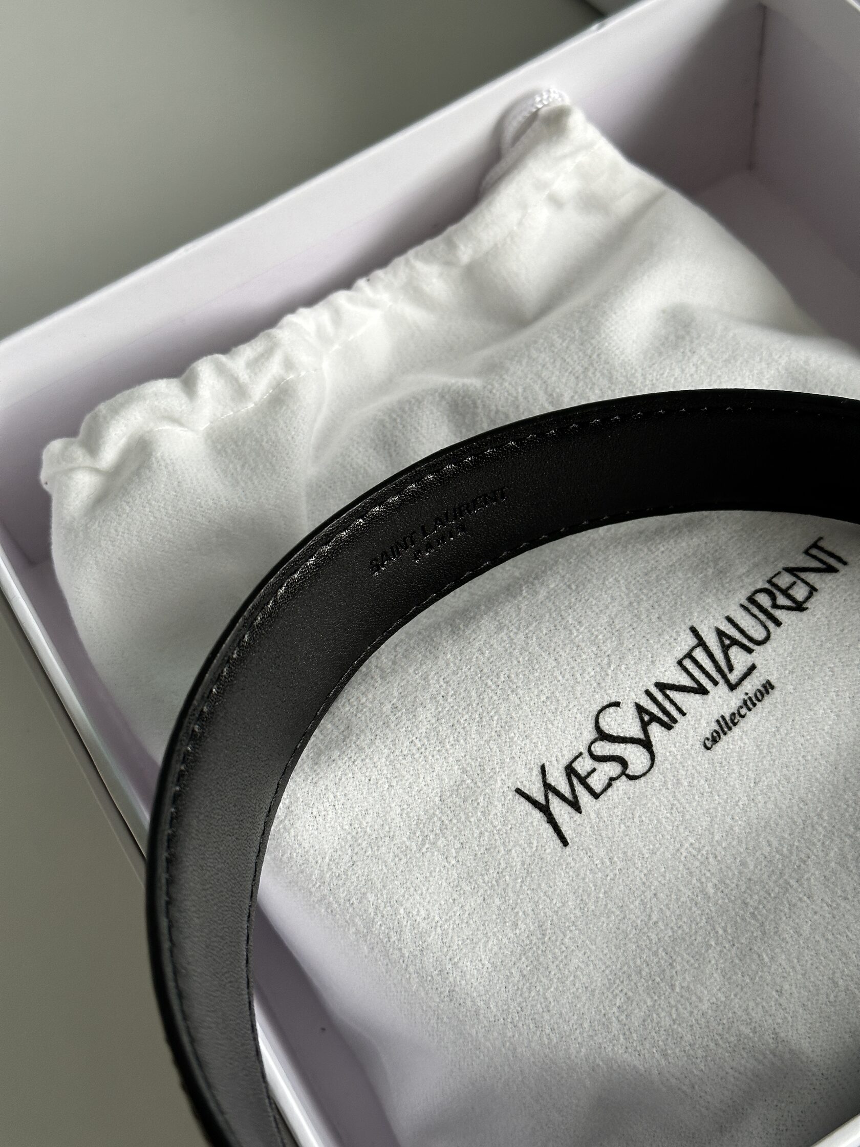 Yves Saint Laurent Belt Gold - 11