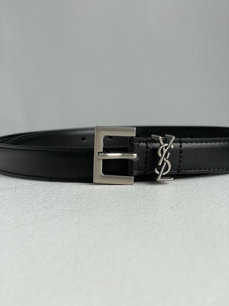 Yves Saint Laurent Belt Silver 2.0 - 4