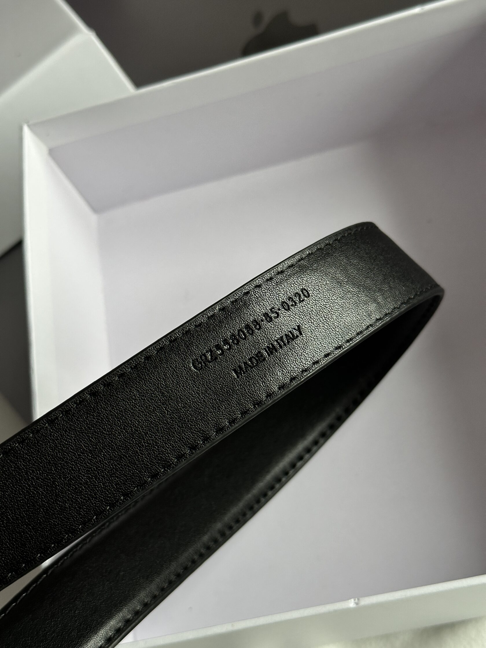 Yves Saint Laurent Belt Silver - 10