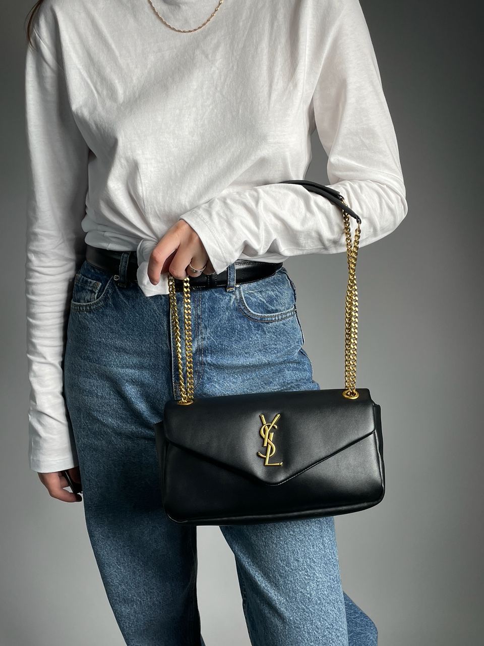 Yves Saint Laurent Calypso In Plunged Lambskin Black - 4