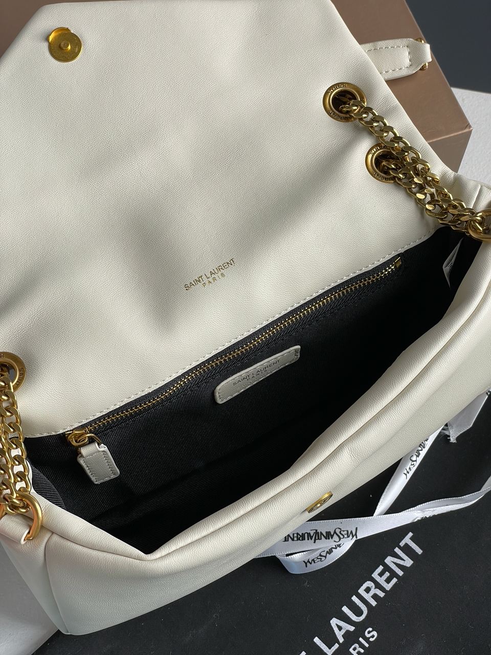 Yves Saint Laurent Calypso In Plunged Lambskin White - 9