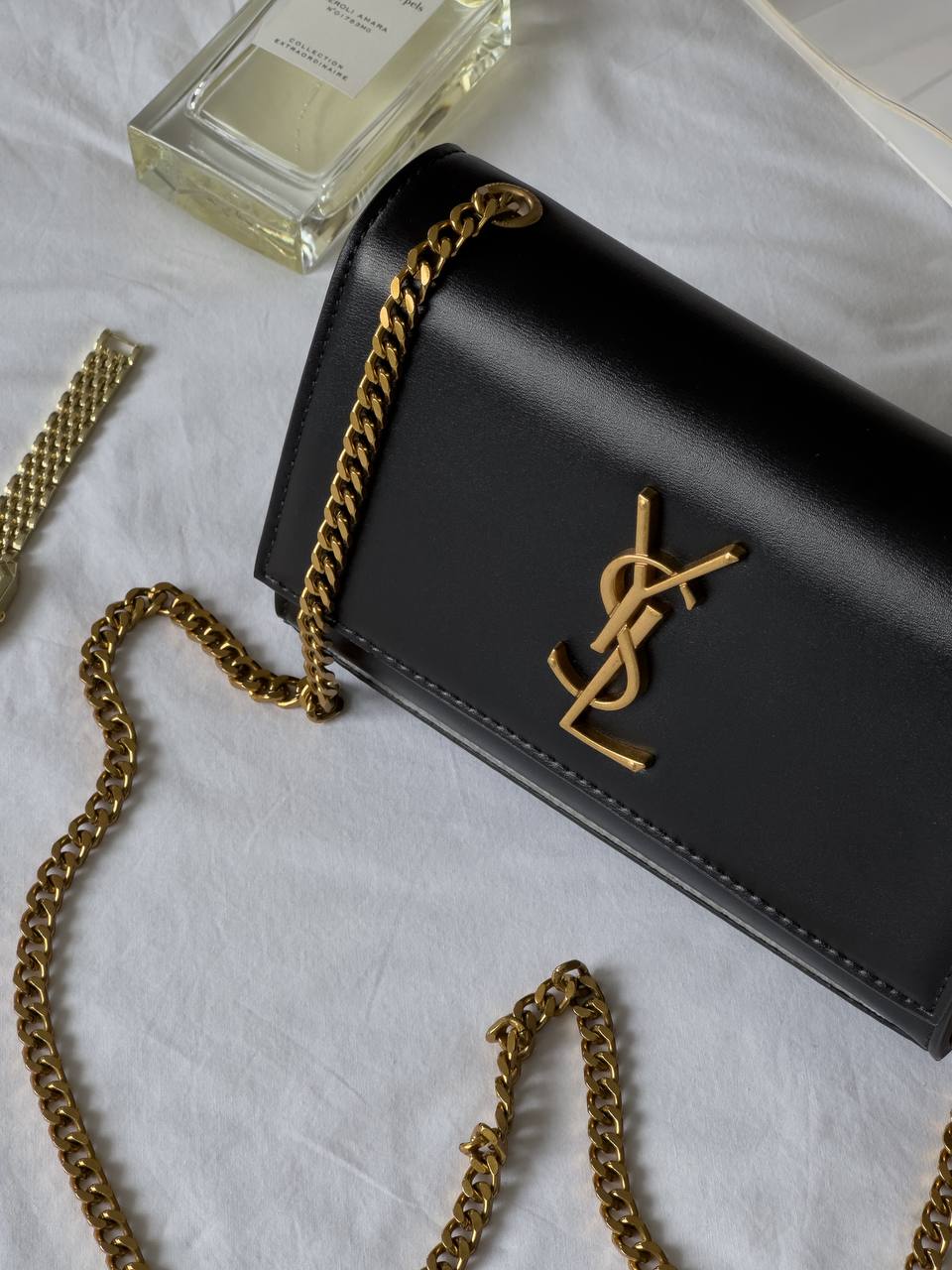 Yves Saint Laurent Kate Small Black/Gold - 9