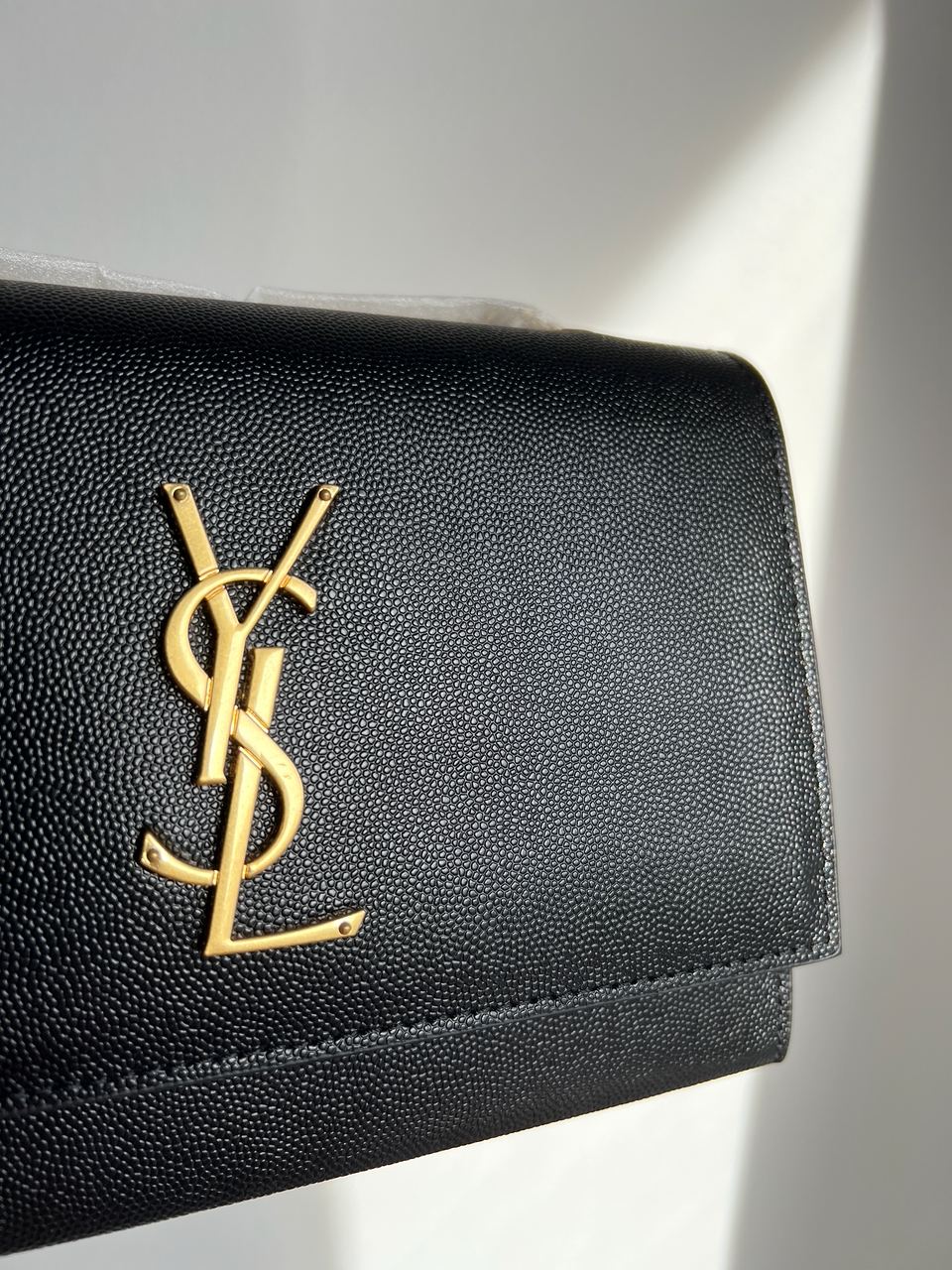 Yves Saint Laurent Kate Small Black/Gold - 10