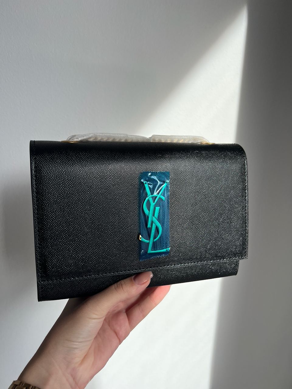 Yves Saint Laurent Kate Small Black/Gold - 9