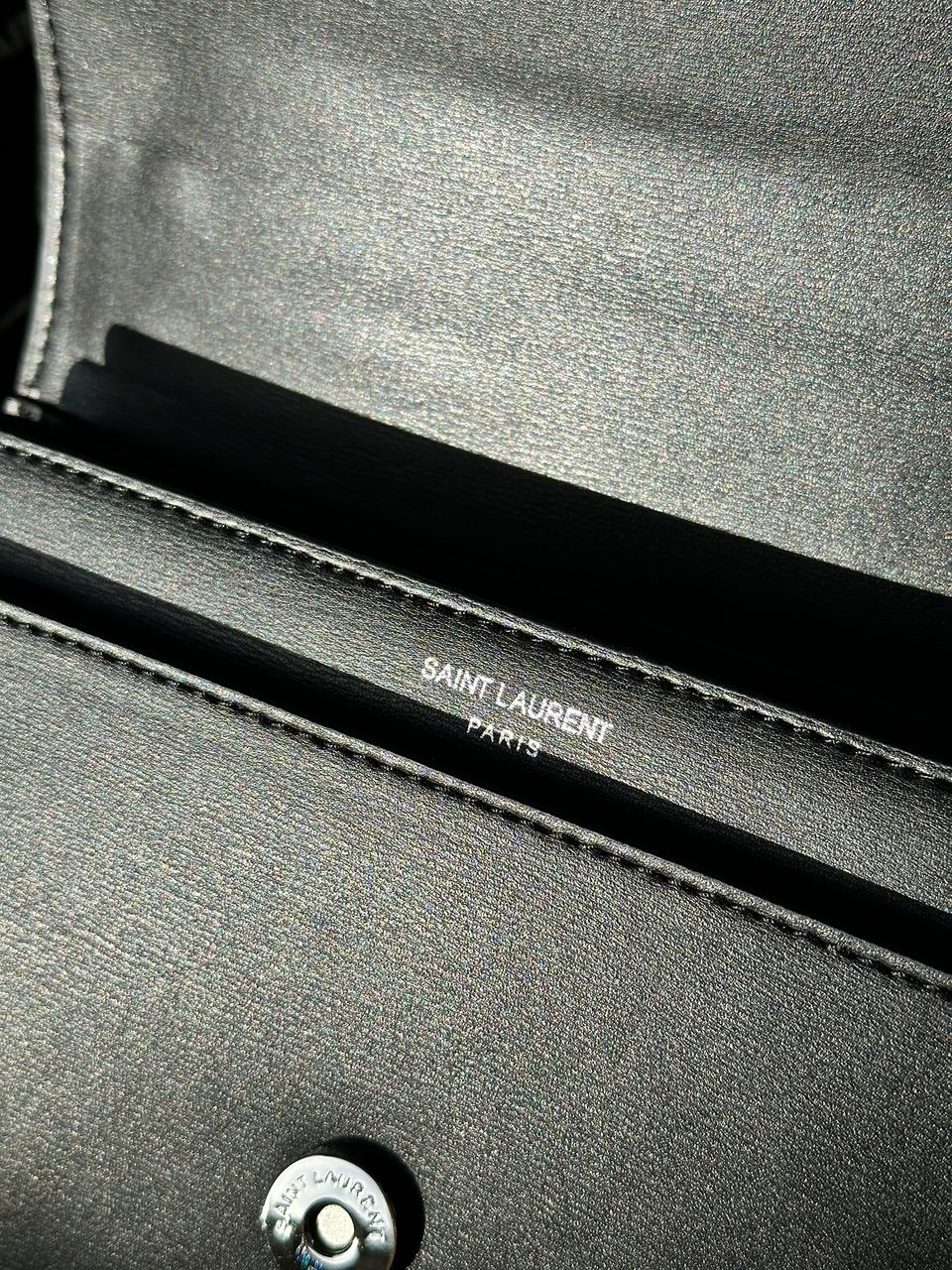 Yves Saint Laurent Medium Sunset in Smooth Leather Black/Silver - 23