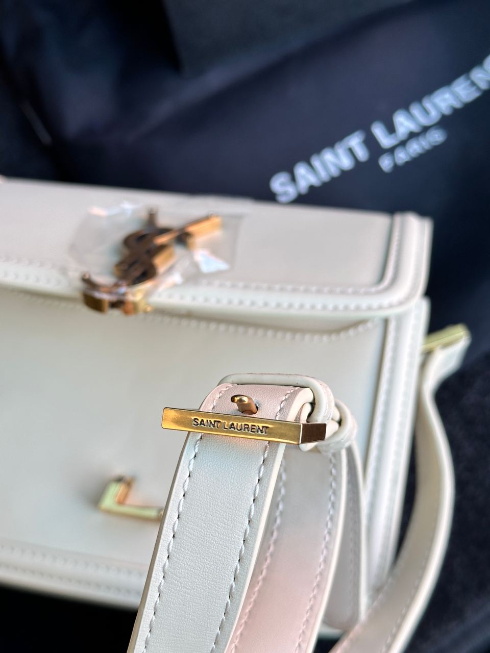 Yves Saint Laurent Small Solferino Cream - 19