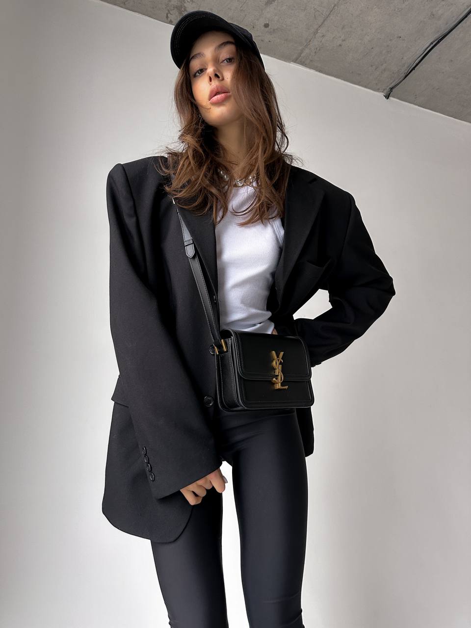 Yves Saint Laurent Solferino Black/Gold - 10