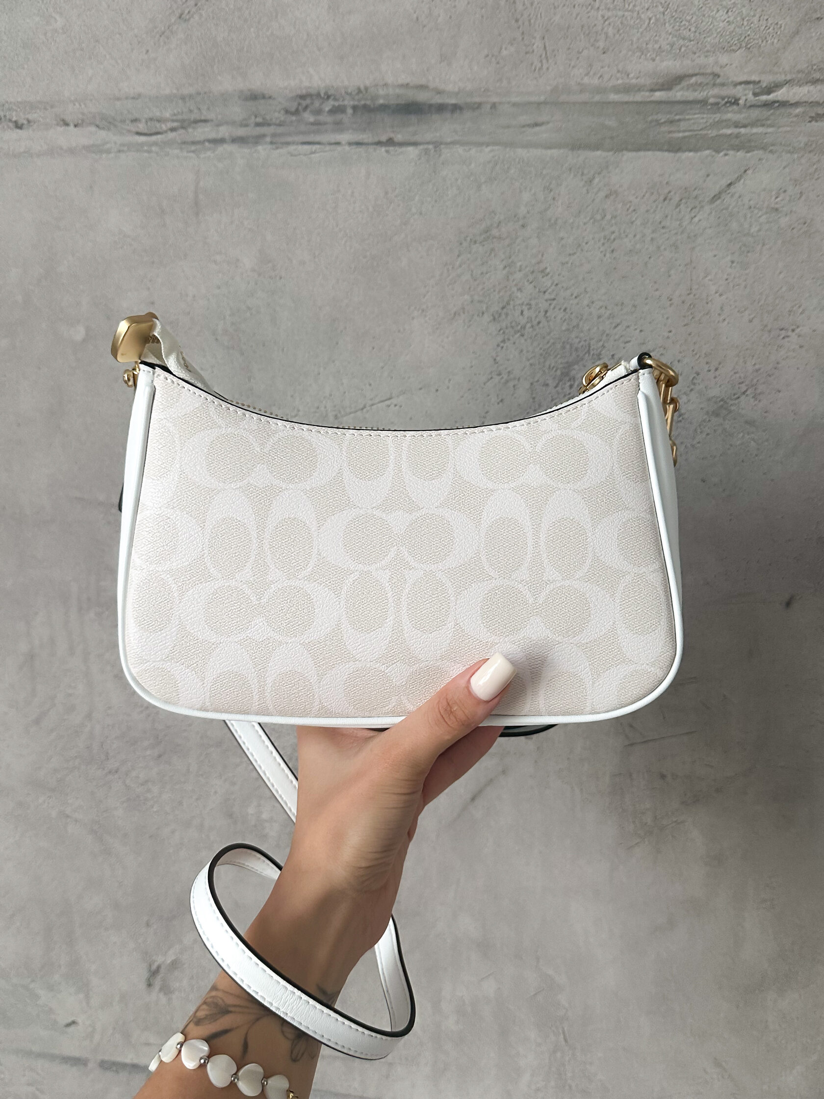 Сoach swinger 20 chalk white - 4